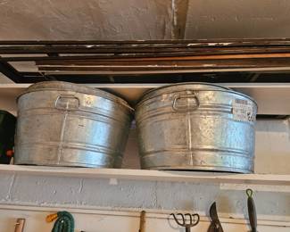Aluminum cauldrons 