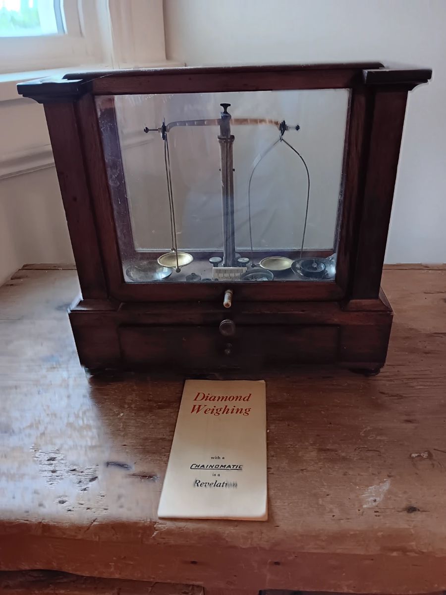 Perfect Penfield Estate Sale in Fairport, NY starts on 6/14/2024