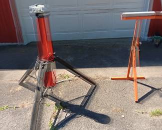 Tripod high intensity light. Perfect for shop, barn, or deck. Pedestal roller for construction and planeing boards.