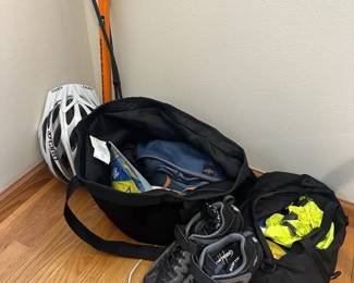 GIRO Helmet Mens Specialized Cycling Shoes Tire Pump And Other Cycling Supplies