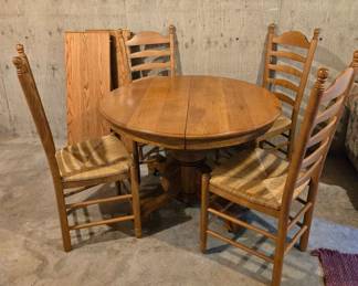 Rolling Dining Table And Chairs Set