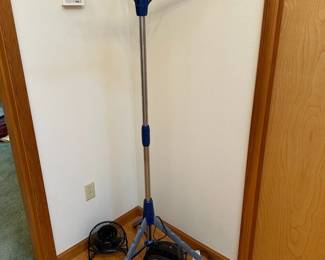 Drying Rack And Electric Fans