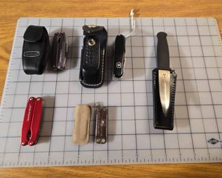 Gerber D1757S Sheath Knife Leatherman Tools And Swiss Army Knife