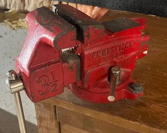 Craftsman 391.5180 bench vice (3-1/2”).