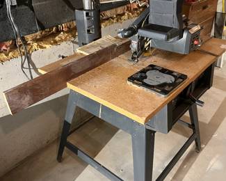 SEARS/Craftsman electronic radial saw.