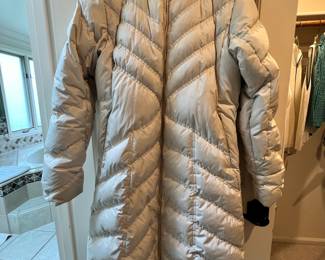 Patagonia Down Puffer Hooded Parka - Size Large