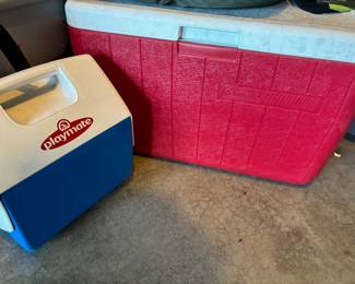 Igloo Playmate Pal 7 Quart Cooler, 28 Quart Coleman Cooler with Handle