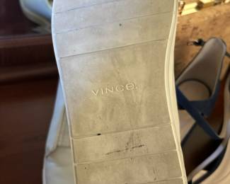 Vince Womens Cream Leather Sneakers