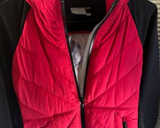 Athleta Wind Sprint Quilted Puffer Vest