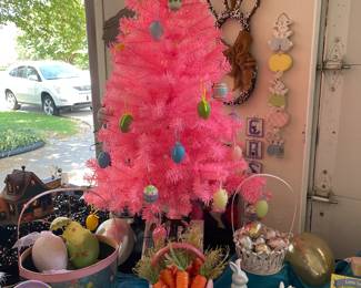 Vintage Easter decor 