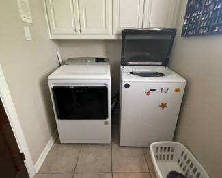 Maytag Commercial Washer & Dryer. Washer model MVW7230HW0 and dryer model MED7230HW2. Excellent condition.