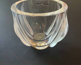 Lalique two tulip bowl
