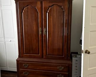 Cherry bedroom set wardrobe