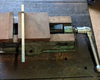 Machine Vice, 6", With Handle And Key