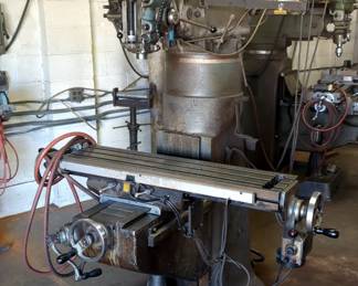 Harwill Company Of Portland Exacto Vertical Turret Milling Machine, Model 942 B, Serial #124453, Approx 90" x 60" x 55", Manufactured 1980, With KBC 3 HP Variable Speed Head And 6" Riser Block, Anilam Scales And Spirit Controller, Includes Instruction Manua