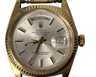 18K 1970 Rolex Oyster Perpetual Swiss Made Watch