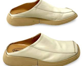 Johnny & Co. White Leather Slip-On Mules