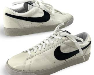 Classic Nike Blazer Low Leather Sneakers