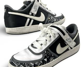 Nike SB Dunk Low Pro Tribal Accents Sneakers