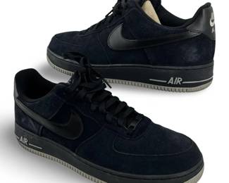 Sleek Nike Air Force 1 ‘82 Low in Black Suede