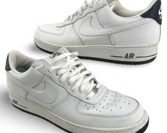 Nike Air Force 1 Low in Classic White