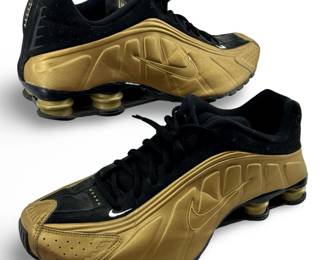 Nike Air Max Shox Sneakers