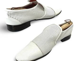 Elegant White Leather Kenneth Cole Loafers