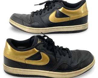 Nike Court Force Low Sneakers