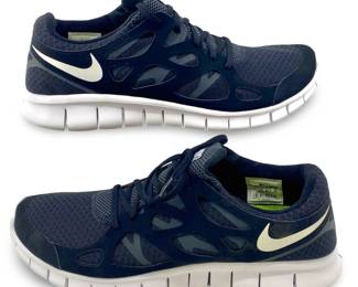 Nike Free Run 2 Black and White Sneakers