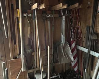 GARDEN TOOLS