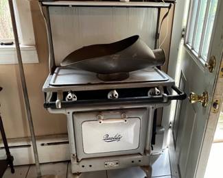 VINTAGE STOVE