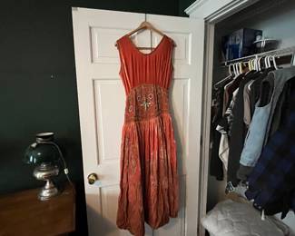 WOMEN'S DRESS