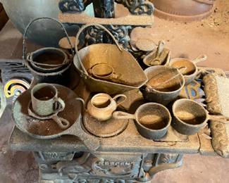 MINI CAST IRON STOVE