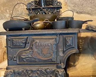 MINI CAST IRON STOVE