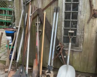 GARDEN TOOLS
