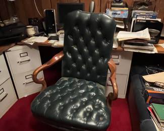 LEATHER OFFICE CHAIR