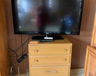 42 inch flat screen tv