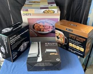 Brand New Krups Panini Maker W 4 Other Cookware Pieces