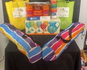 Beach Chairs, Beach Mats, Poolside Put Her And Cup Sets