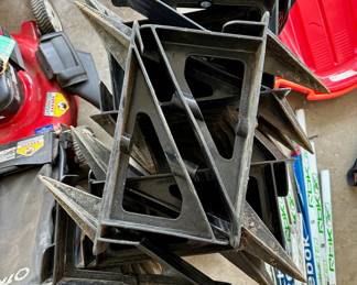 N'Ice Rink Supports for backyard rink