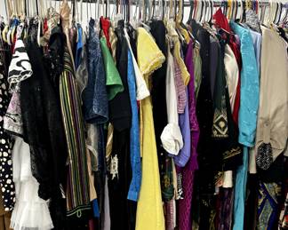 tons of clothes all sizes