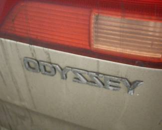 2001 Honda Odyssey VIN 2HKRL187X1H589617 . . . 30,304 Miles