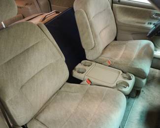 2001 Honda Odyssey VIN 2HKRL187X1H589617 . . . 30,304 Miles