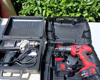 Heavy Duty power drill and
Cordless power drill/driver