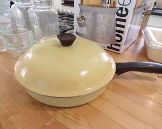 Vintage "Club" Harvest Gold Frying Pan With Lid