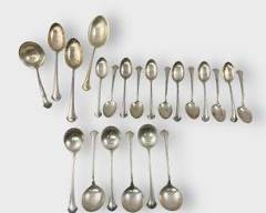 Fine Towle Chippendale Sterling Silver Spoons 859 Grams
