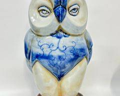 WILDWOOD IMPORTS Signed JAPANESE PORCELAIN Figural OWL STATUE
