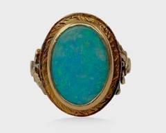 Fine 10K Yellow Gold Opal Cabochon Ladies Ring Size 6
