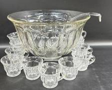 VINTAGE POSSIBLY HIESEY GLASS PUNCH BOWL SET WITH CIPS
