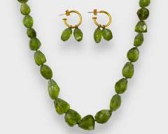 Fine 14K Clasp Faceted Green Nugget Stone 20 Necklace & Gilt Sterling Silver Pierced Earrings
